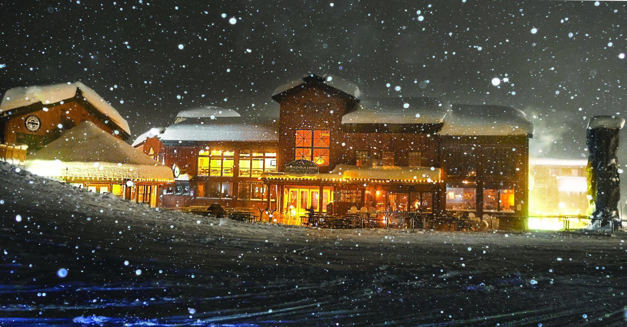 Teewinot Lodge By Grand Targhee Resort Алта Экстерьер фото