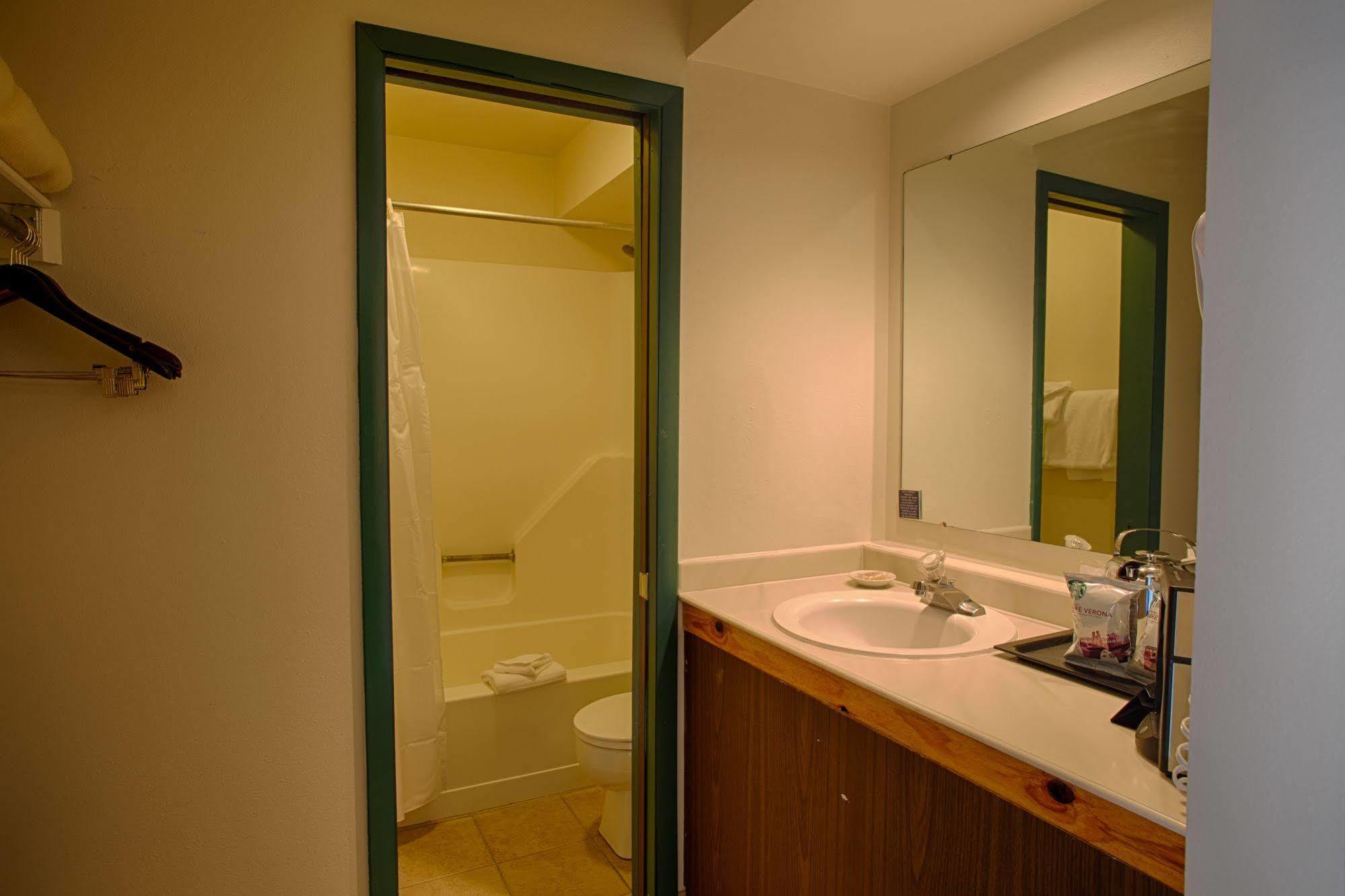Teewinot Lodge By Grand Targhee Resort Алта Экстерьер фото