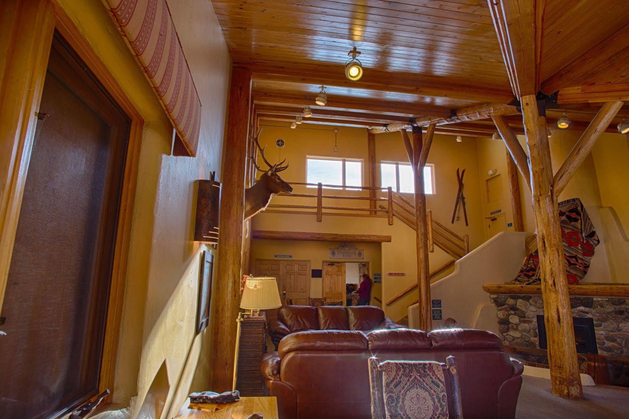 Teewinot Lodge By Grand Targhee Resort Алта Экстерьер фото